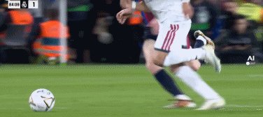 1792967427537033088.gif 巴皇84.gif