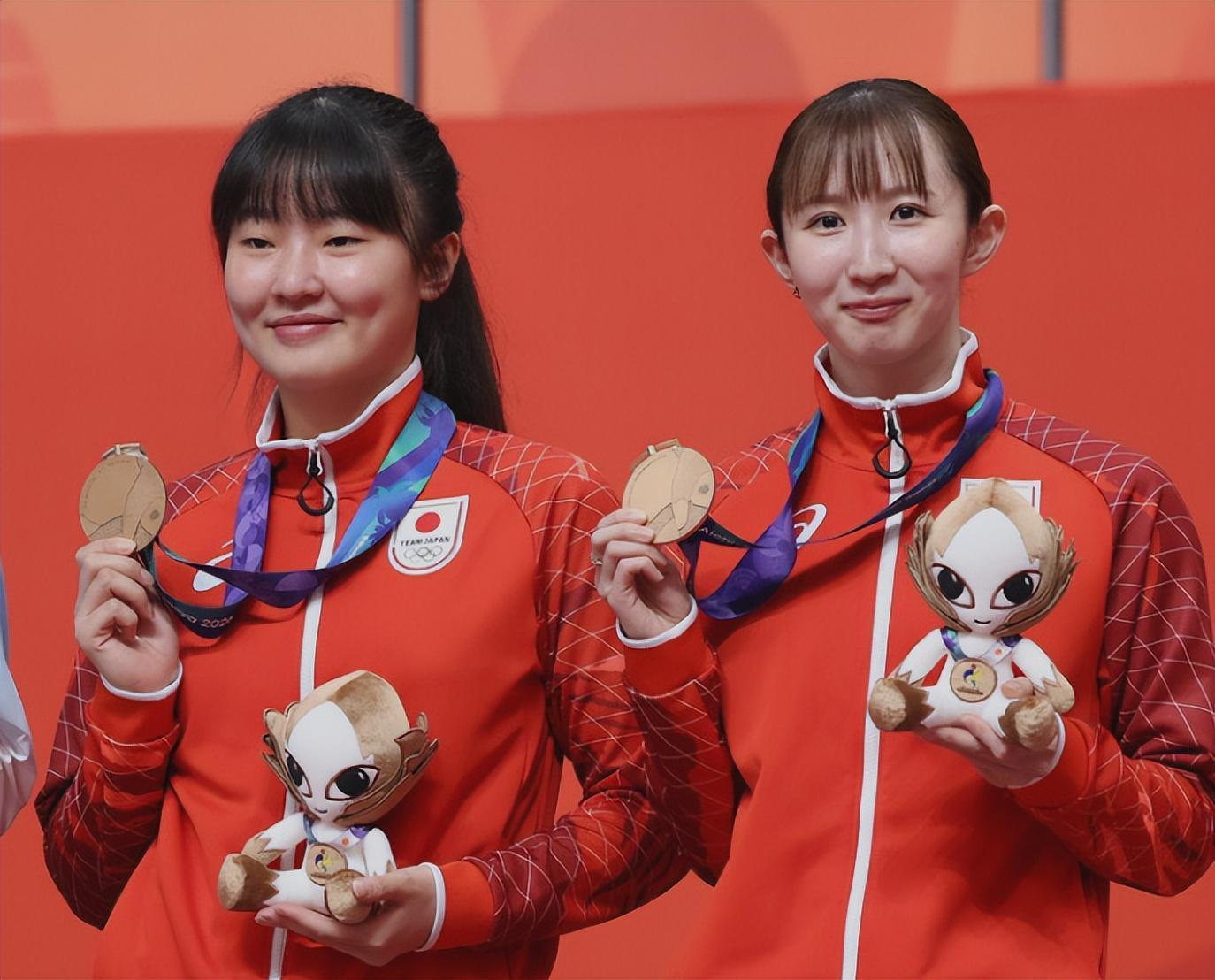 打造国际先进线上线下娱乐互动的强大平台相关图片