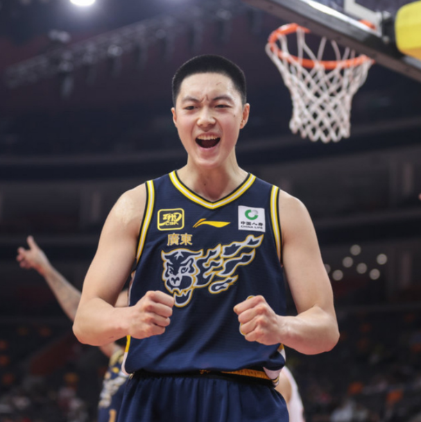 专业打造国际先进线上线下娱乐互动的强大平台服务